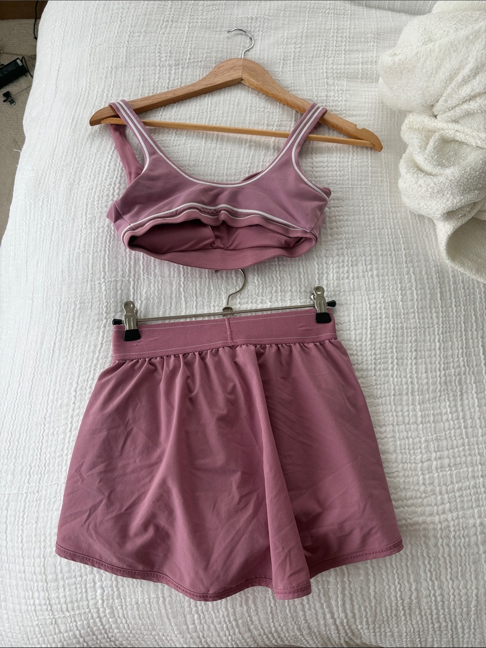 SKIRT AND BRA ALO SET - Picture 2 of 6